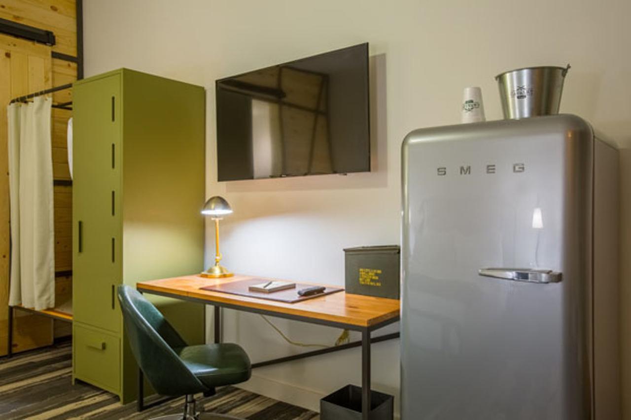 Cavalry Court, By Valencia Hotel Collection College Station Extérieur photo