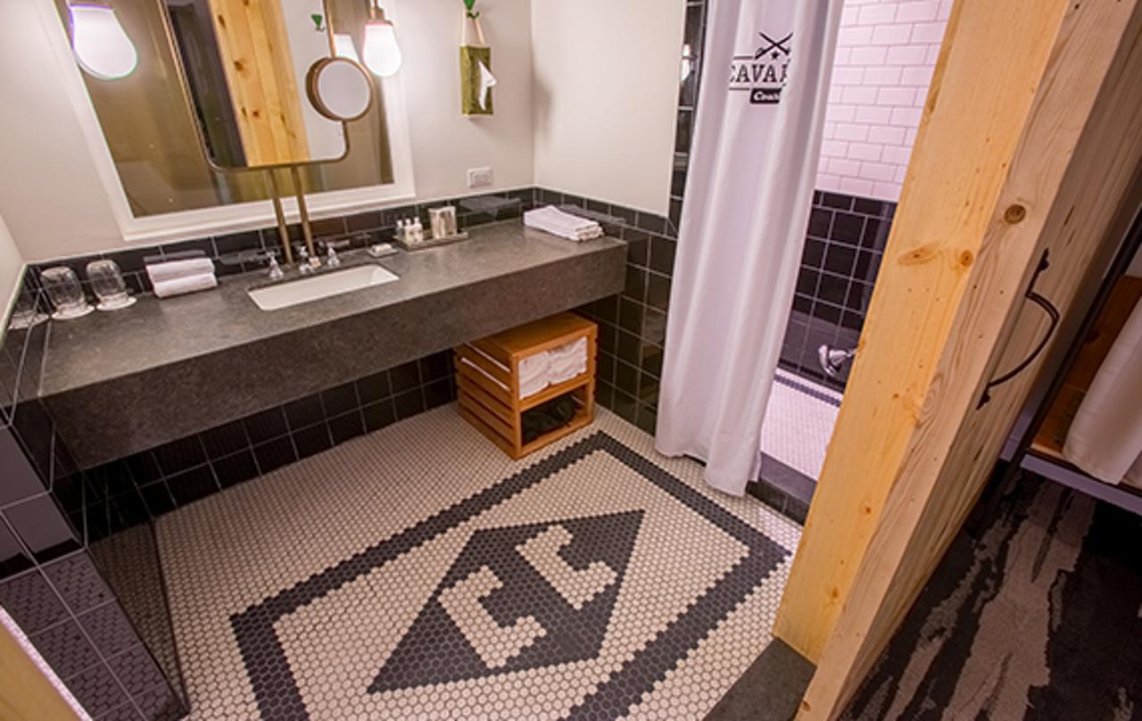 Cavalry Court, By Valencia Hotel Collection College Station Extérieur photo