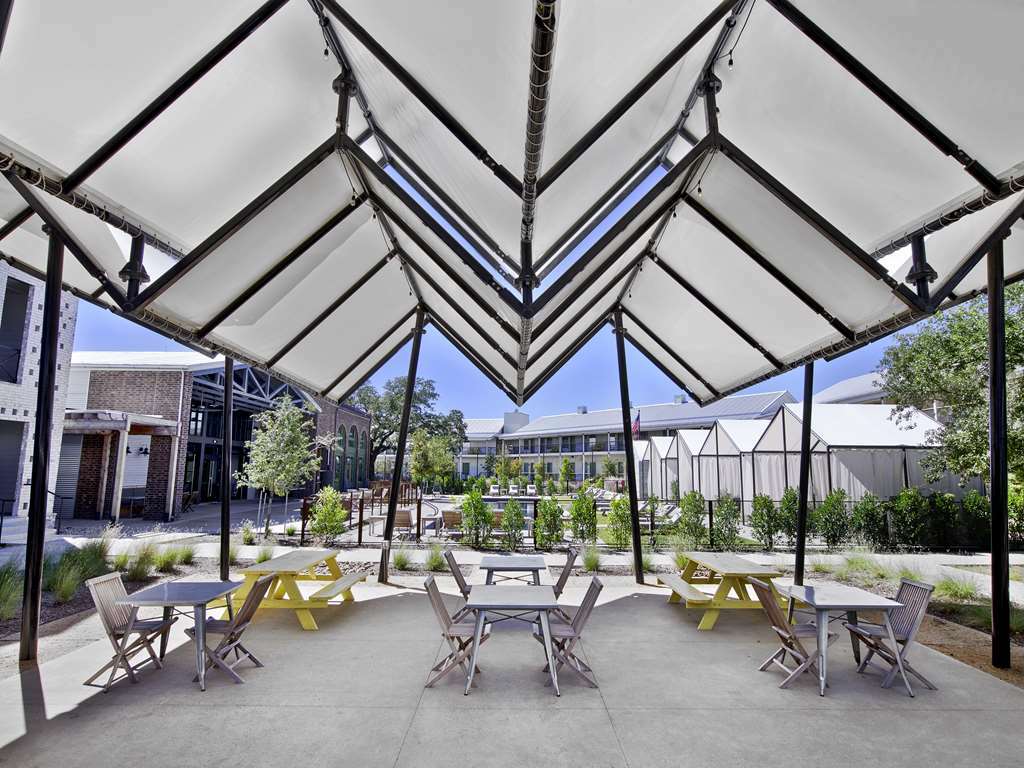 Cavalry Court, By Valencia Hotel Collection College Station Facilités photo